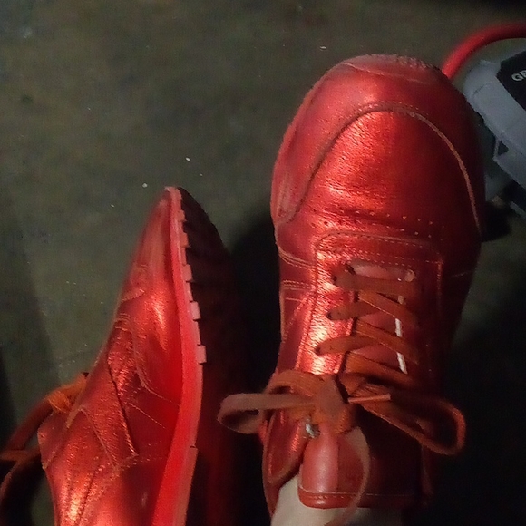 Limited edition 3alarm Red REEBOK cross trainers - Picture 5 of 12